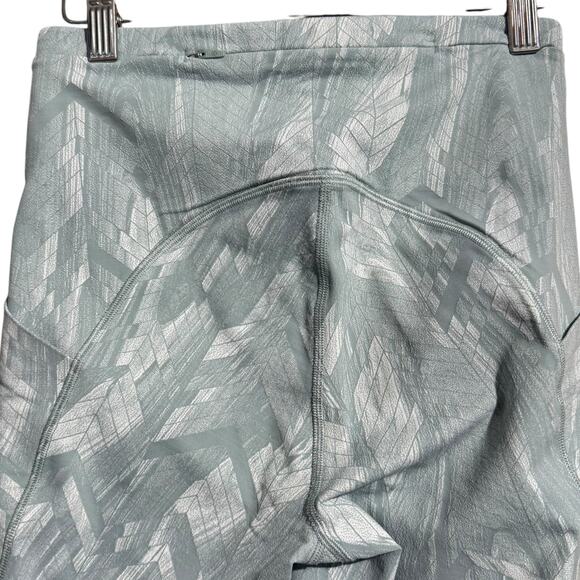 Lululemon Swift Speed High-Rise Crop 21" Reverberate Chevron Jacquard Size 4 - Picture 6 of 16